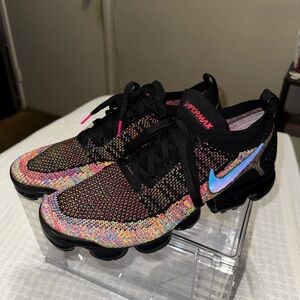 Nike Black Multicolor Kids Vapormax Flyknit Sneakers